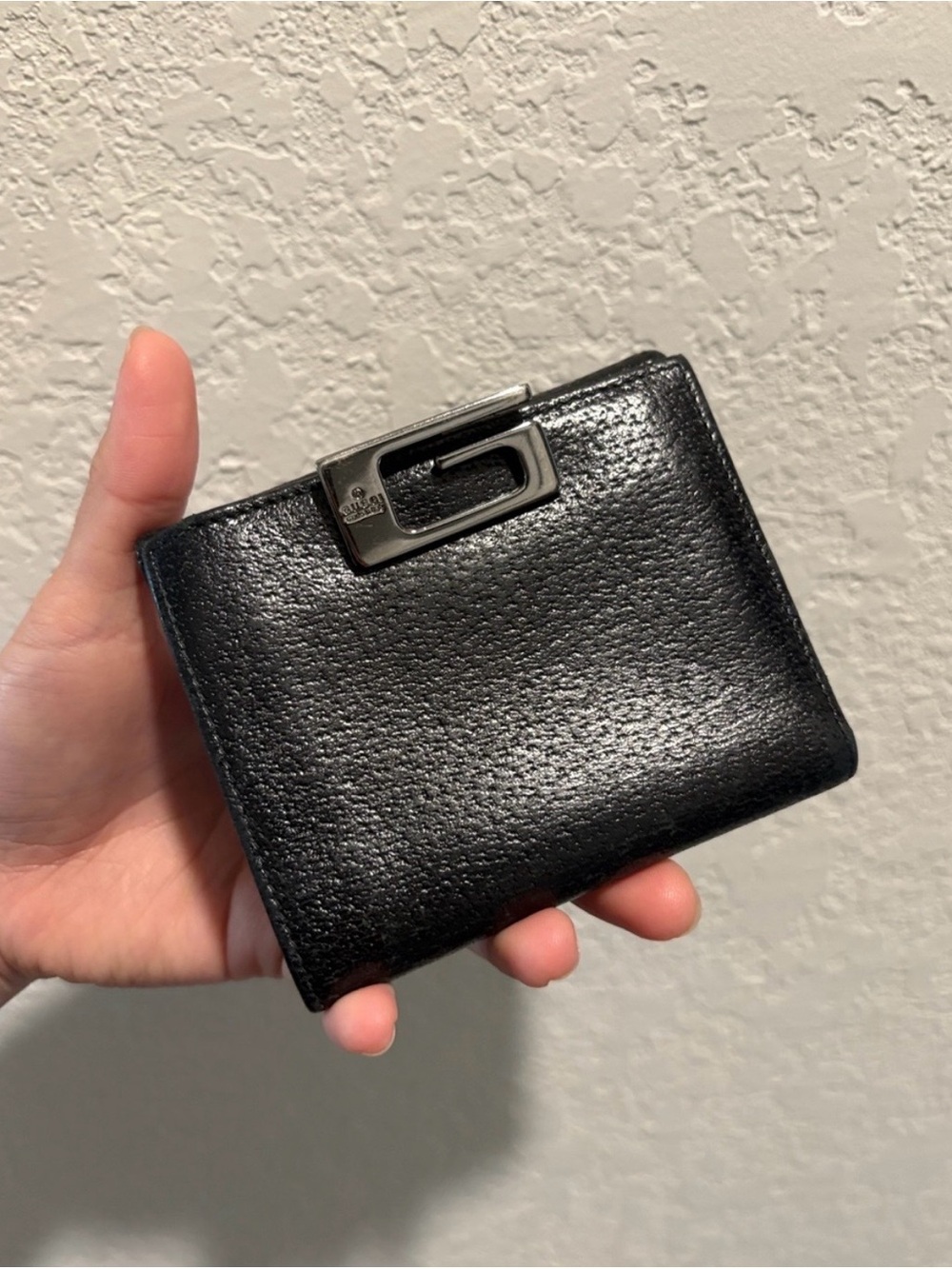 Gucci Black Leather Women's Compact Wallet